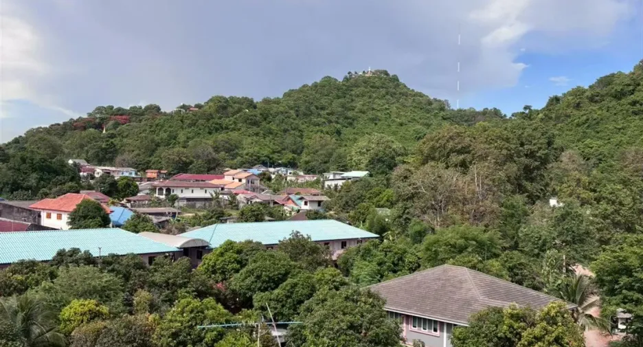 For sale 2 bedrooms condo in Si Racha, Chonburi