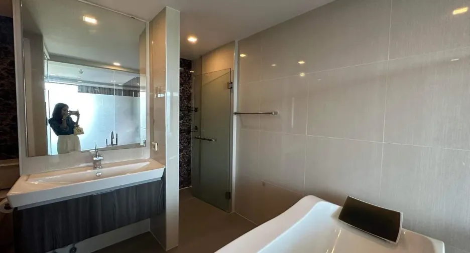For rent 2 bedrooms condo in Mueang Chiang Mai, Chiang Mai