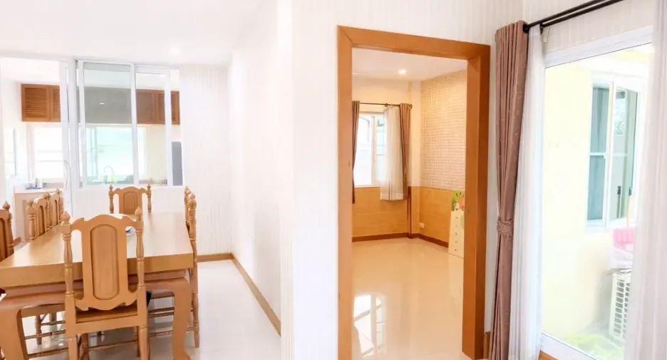 À vendre 4 chambres maison à San Sai, Chiang Mai