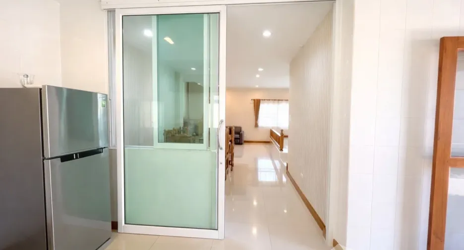 À vendre 4 chambres maison à San Sai, Chiang Mai