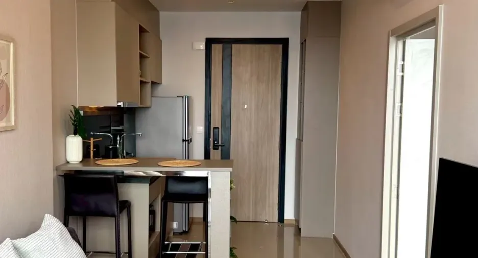 For rent 1 bed condo in Khlong Toei, Bangkok