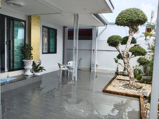 Casa en alquiler de 3 habitaciones en Mueang Krabi, Krabi