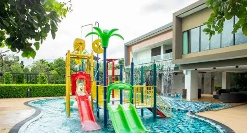 For rent 5 bedrooms house in Prawet, Bangkok