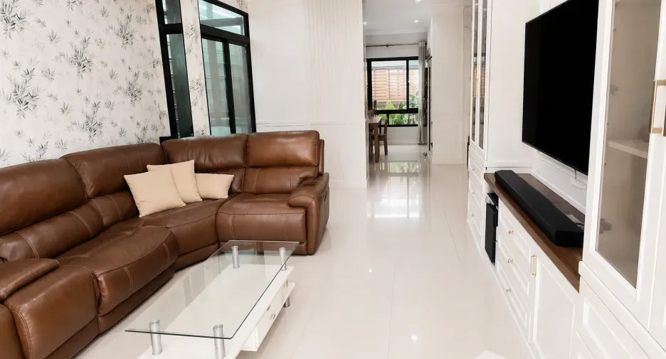 For rent 5 bedrooms house in Prawet, Bangkok