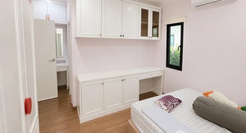 For rent 5 bedrooms house in Prawet, Bangkok