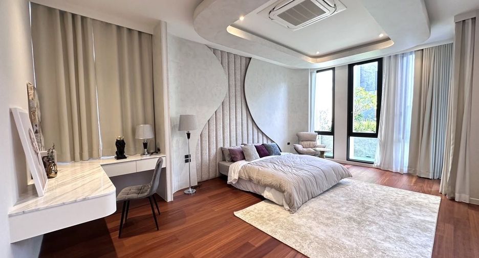 For rent 5 bedrooms house in Suan Luang, Bangkok
