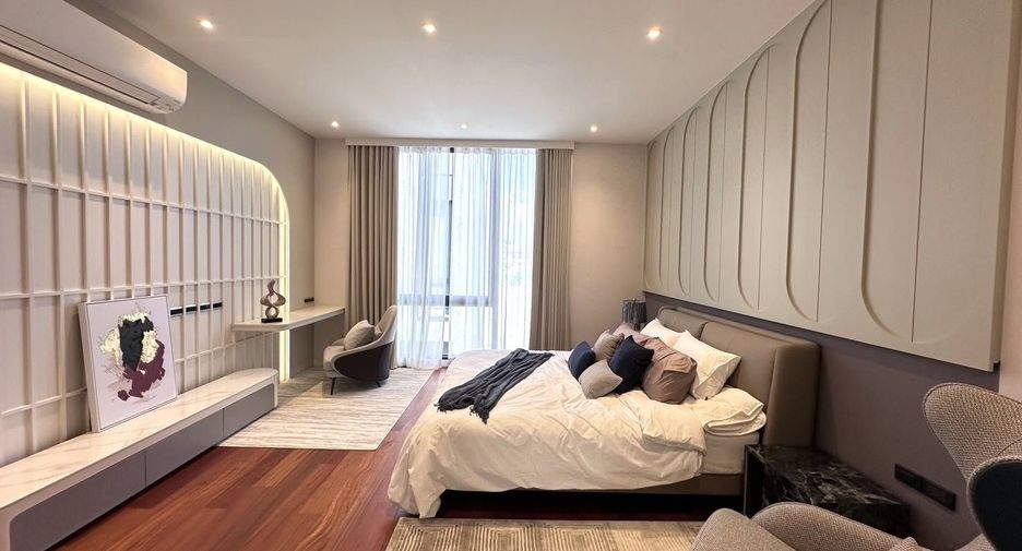For rent 5 bedrooms house in Suan Luang, Bangkok