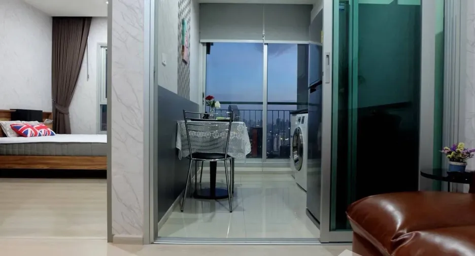 For rent 1 bed condo in Huai Khwang, Bangkok