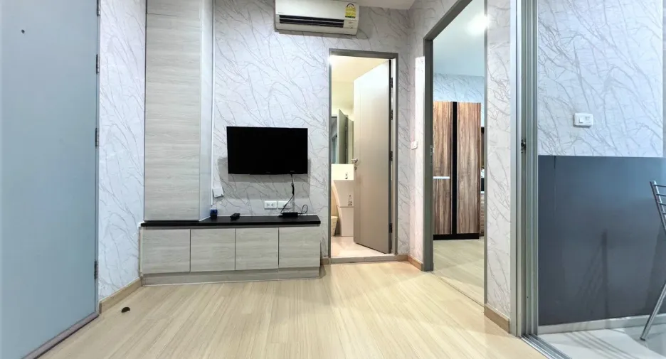 For rent 1 bed condo in Huai Khwang, Bangkok