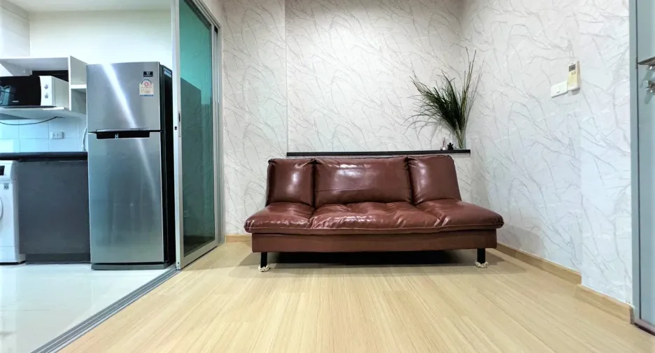 For rent 1 bed condo in Huai Khwang, Bangkok