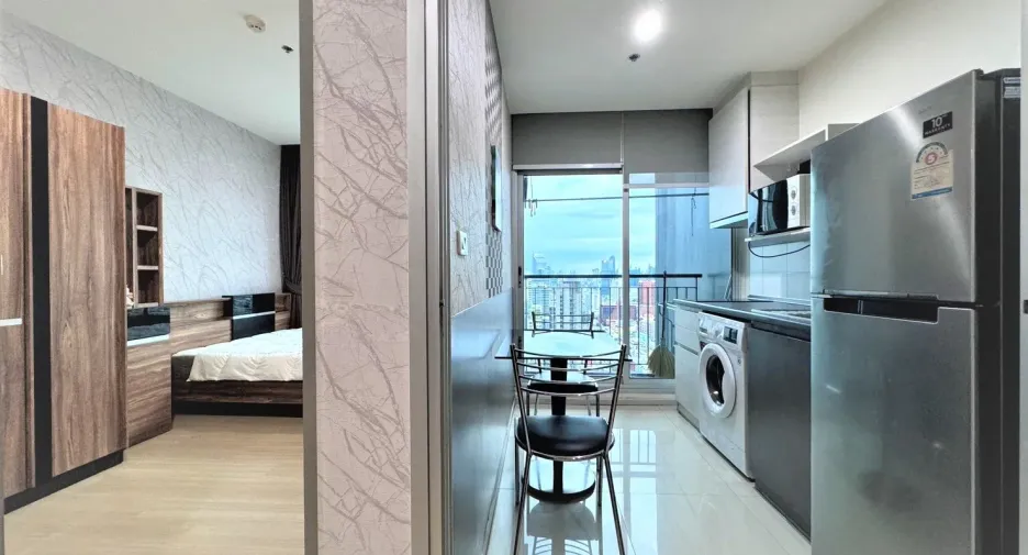 For rent 1 bed condo in Huai Khwang, Bangkok