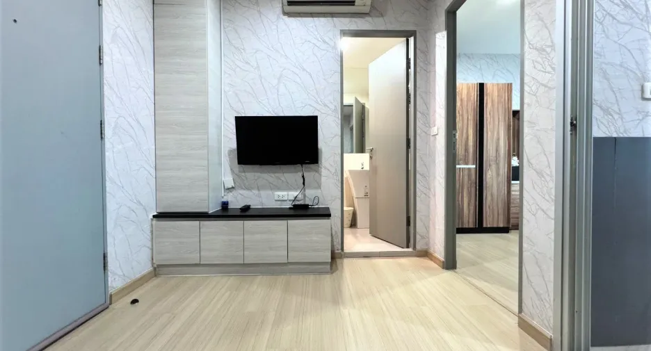 For rent 1 bed condo in Huai Khwang, Bangkok