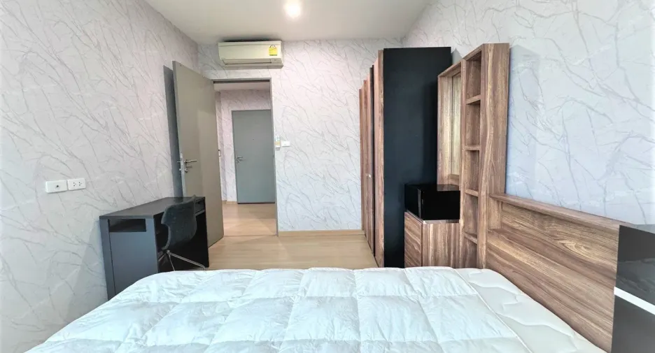 For rent 1 bed condo in Huai Khwang, Bangkok