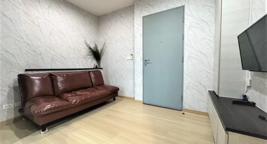 For rent 1 bed condo in Huai Khwang, Bangkok
