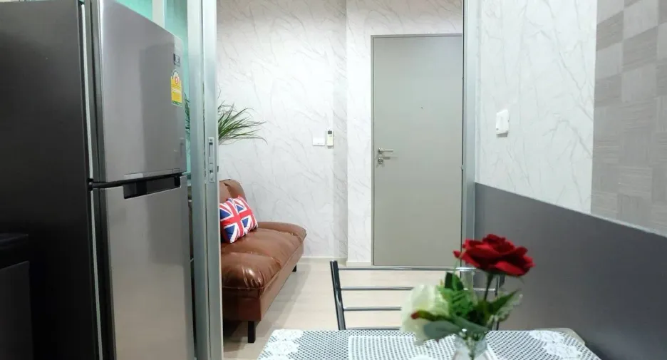 For rent 1 bed condo in Huai Khwang, Bangkok