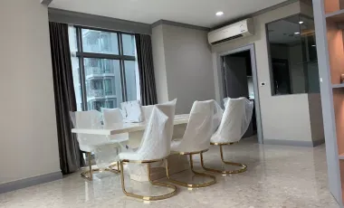 Condo en alquiler de 2 habitaciones en Khlong Toei, Bangkok
