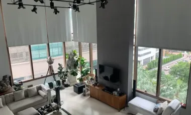 Condo en venta y en alquiler de 2 habitaciones en Khlong Toei, Bangkok