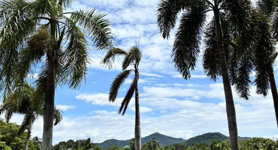 Villa zum Kauf mit 7 Zimmer in Si Racha, Chonburi