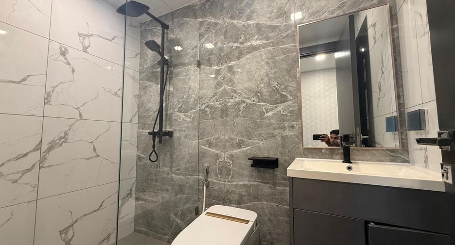 For rent 2 bedrooms condo in Bang Lamung, Chonburi