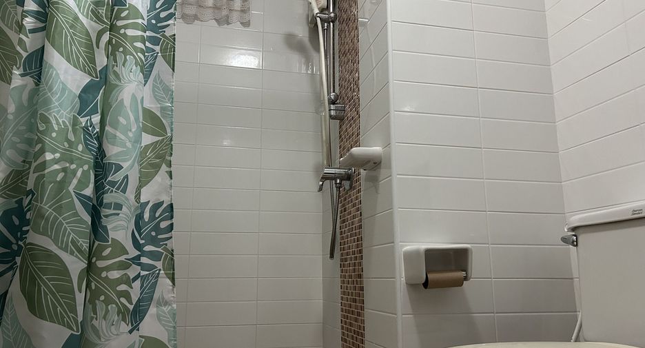 À vendre studio condo à Phasi Charoen, Bangkok