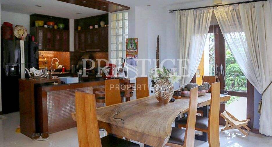 Haus zum Kauf mit 3 Zimmer in Bang Lamung, Chonburi