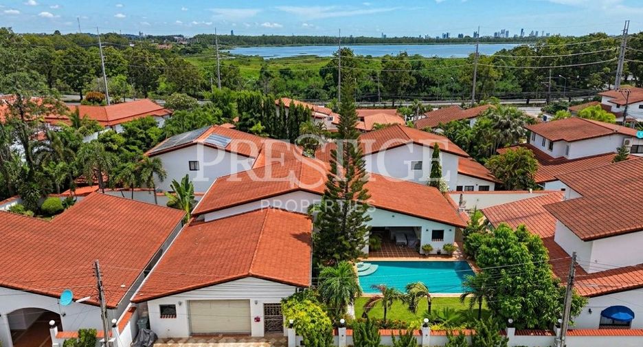 For rent 4 bedrooms house in Bang Lamung, Chonburi