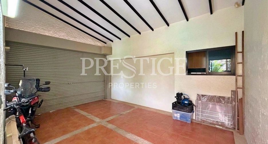 For rent 4 bedrooms house in Bang Lamung, Chonburi