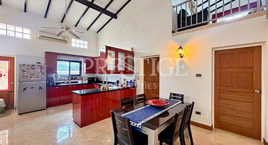 For rent 4 bedrooms house in Bang Lamung, Chonburi
