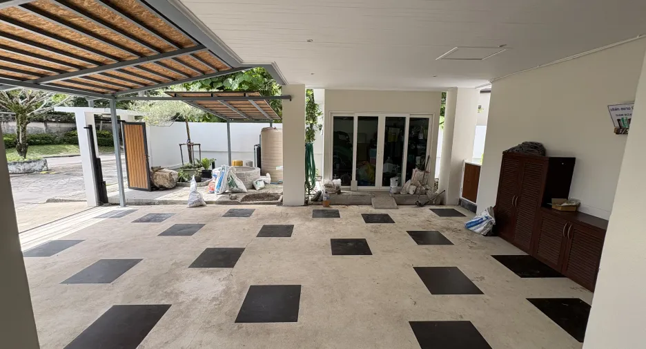 For rent and for sale 4 bedrooms house in Thalang, Phuket