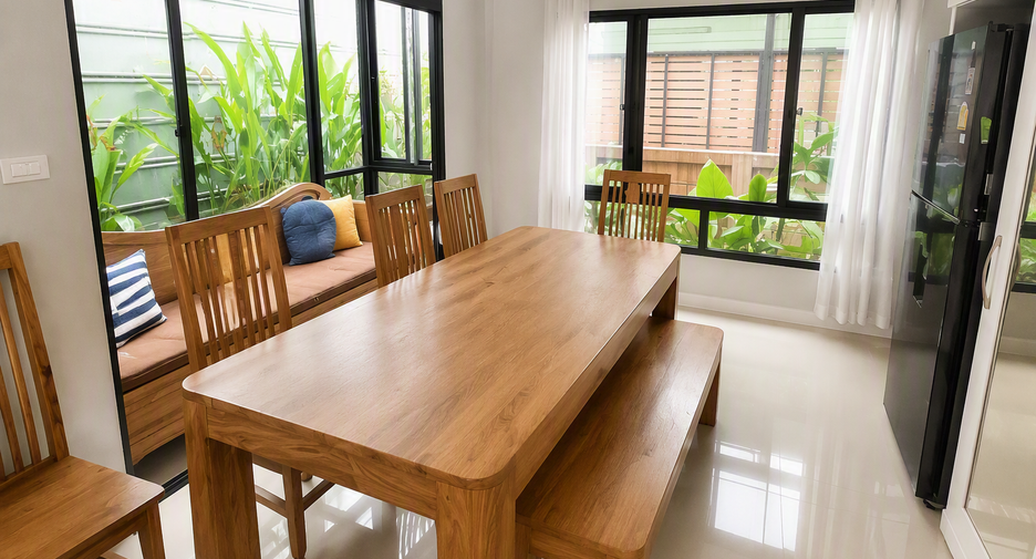 For rent 5 bedrooms house in Prawet, Bangkok