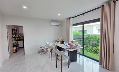 Haus zum Kauf mit 4 Zimmer in Bang Lamung, Chonburi