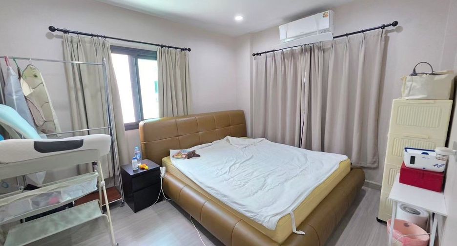 Haus zum Kauf mit 4 Zimmer in Bang Lamung, Chonburi