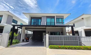 Haus zum Kauf mit 4 Zimmer in Bang Lamung, Chonburi