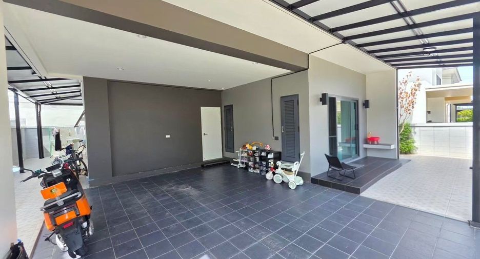 Haus zum Kauf mit 4 Zimmer in Bang Lamung, Chonburi