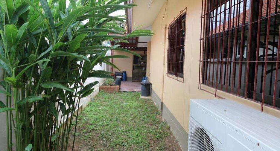 For rent 2 bedrooms house in Mueang Chiang Mai, Chiang Mai