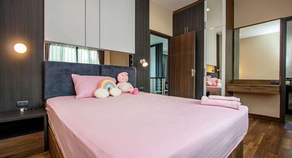 For rent 5 bedrooms house in Saraphi, Chiang Mai