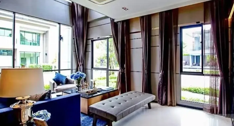 À vendre 5 chambres maison à Prawet, Bangkok