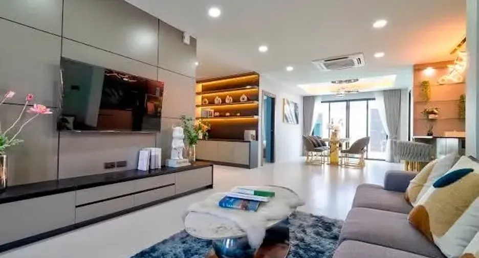 出租 5 卧室 别墅 在 Jomtien, 芭提雅