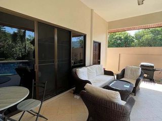 À louer 3 chambres villa à Mueang Phuket, Phuket