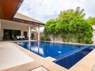 For rent 3 bedrooms villa in Mueang Phuket, Phuket