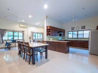 For rent 3 bedrooms villa in Mueang Phuket, Phuket