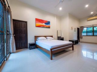 For rent 3 bedrooms villa in Mueang Phuket, Phuket