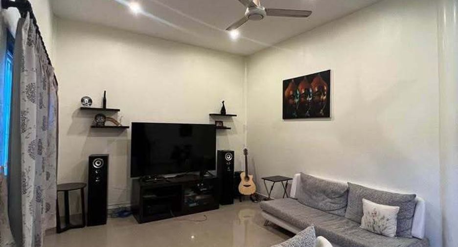 À louer 3 chambres villa à Mueang Phuket, Phuket