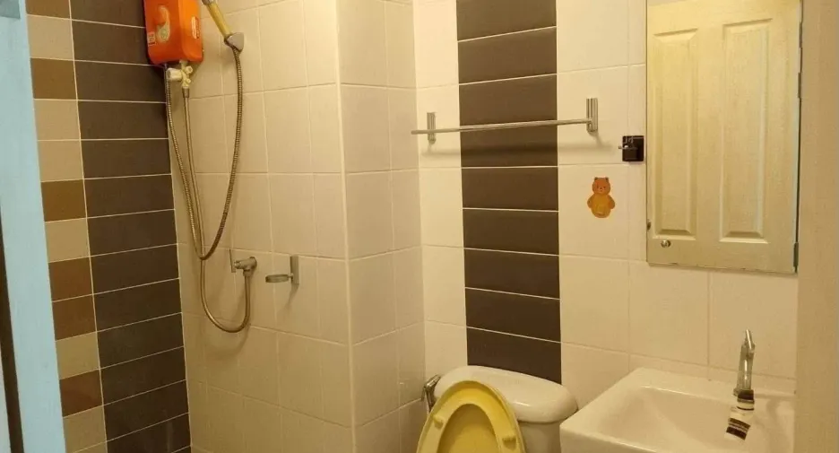For rent 1 bed condo in Yan Nawa, Bangkok
