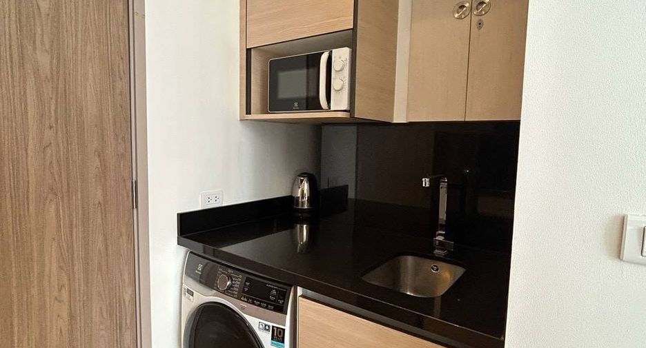 Wohnung zur Miete mit 1 Zimmer in Khlong Toei, Bangkok