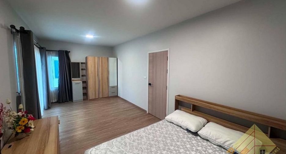 For sale 3 bedrooms house in Bang Lamung, Chonburi