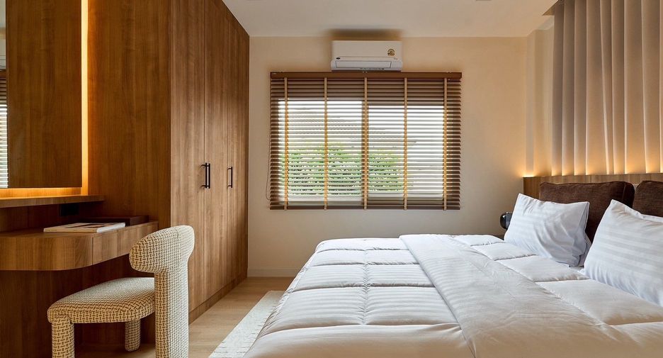 For sale 4 bedrooms villa in San Kamphaeng, Chiang Mai