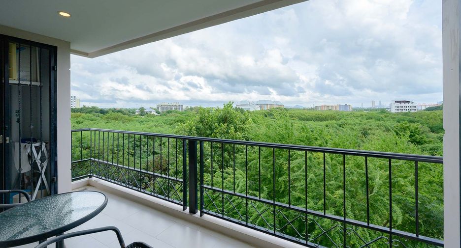 For sale 2 bedrooms condo in Jomtien, Pattaya