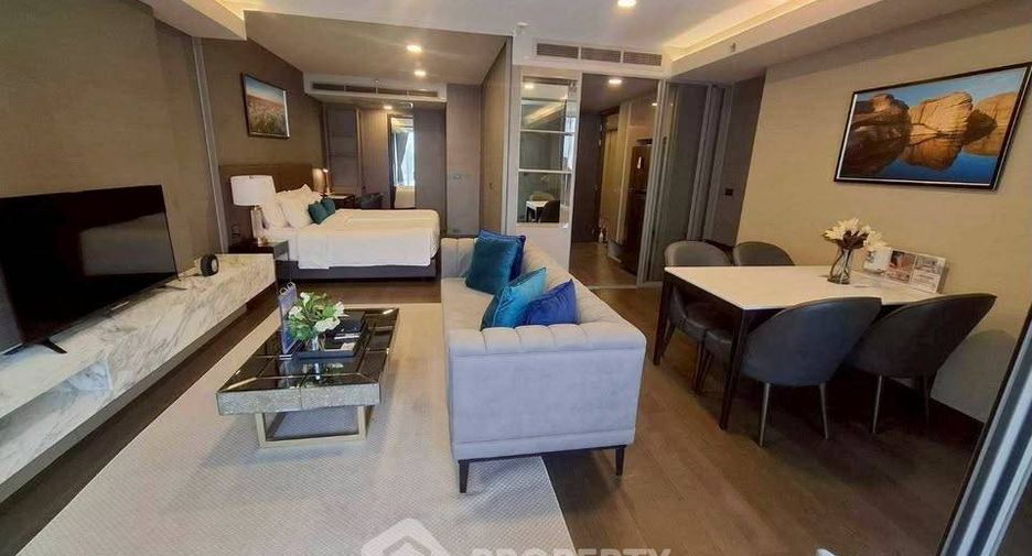 For sale 1 bed condo in Khlong Toei, Bangkok