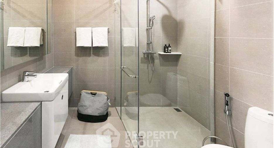 Wohnung zur Miete und zum Kauf mit 1 Zimmer in Pathum Wan, Bangkok